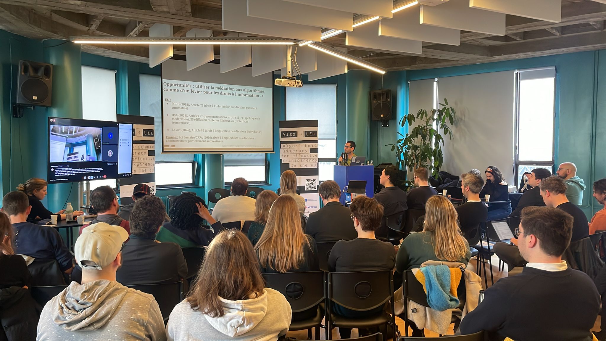 Outiller les médiateurs numériques pour aider les citoyens à mieux comprendre les algorithmes 1 Outiller les médiateurs numériques pour aider les citoyens à mieux comprendre les algorithmes